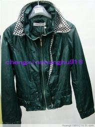 簡(jiǎn)約風(fēng)尚，品質(zhì)生活——探索精品服裝與日用百貨的融合魅力